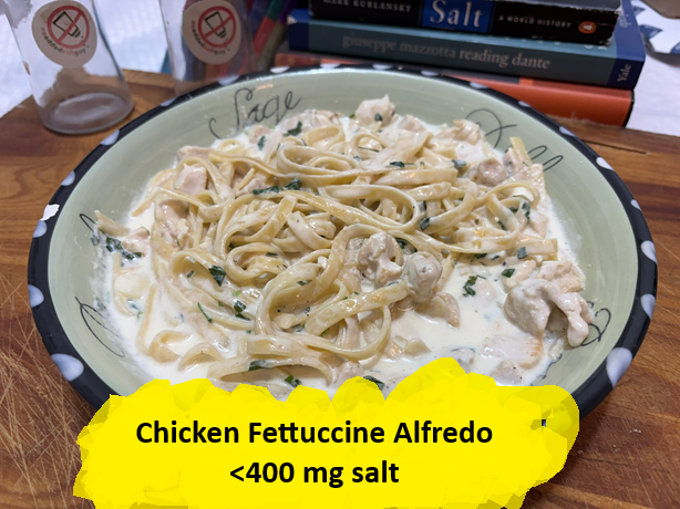 Mache ein cremiges Hähnchen-Alfredo: kein Salz hinzugefügt!!