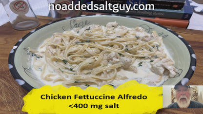 Mache ein cremiges Hähnchen-Alfredo: kein Salz hinzugefügt!!