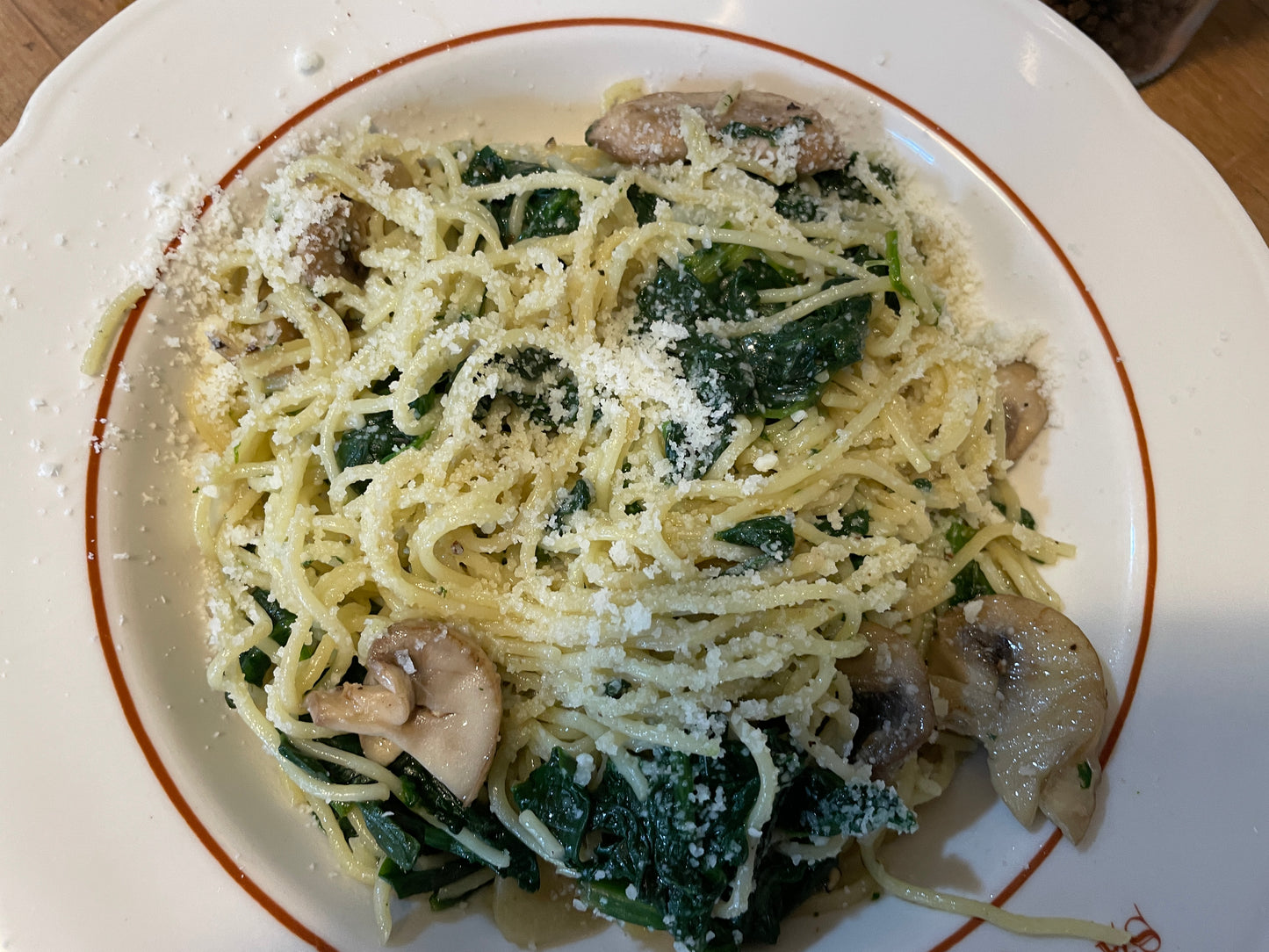 Knoblauchpasta mit vollem Aroma: ganz ohne Salz!
